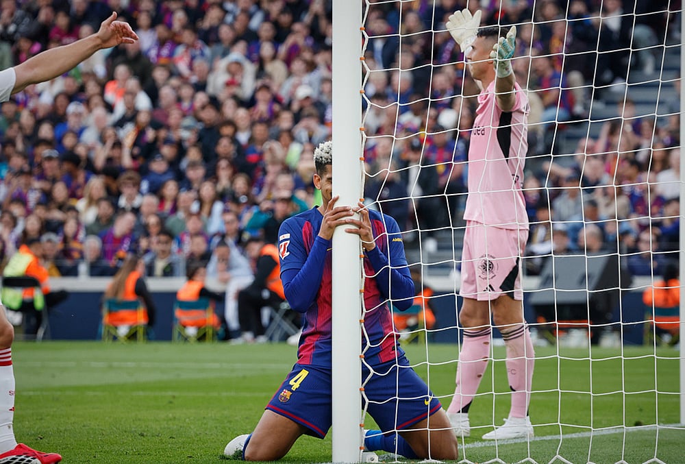 Barcelona vs Sevilla La Liga soccer match-Ronald Araujo