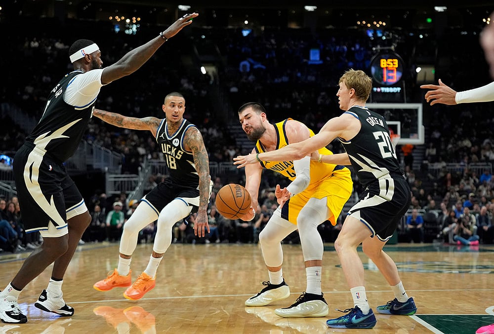 Milwaukee Bucks Vs Indiana Pacers NBA game-Ivica Zubac