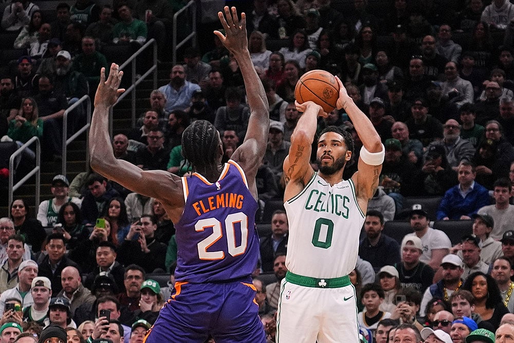 Basketball: Boston Celtics vs Phoenix Suns