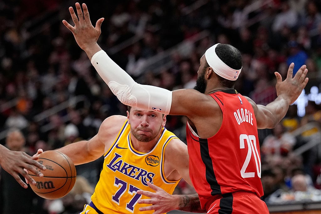 Houston Rockets Vs Los Angeles Lakers NBA basketball-Luka Doncic