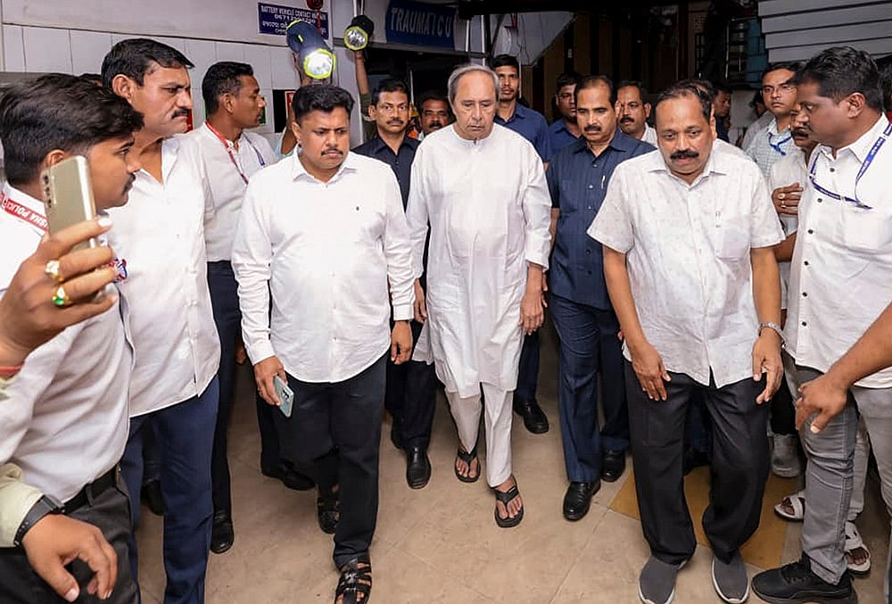 Naveen Patnaik visits SCB Medical College and Hospital