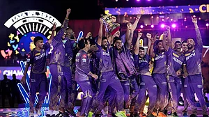 | Photo: AP/Mahesh Kumar A. : KKR players celebrate with the trophy
