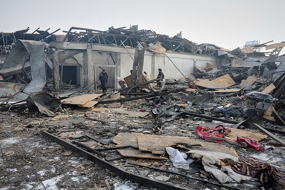 Pakistan Attacks Kabul Hospital