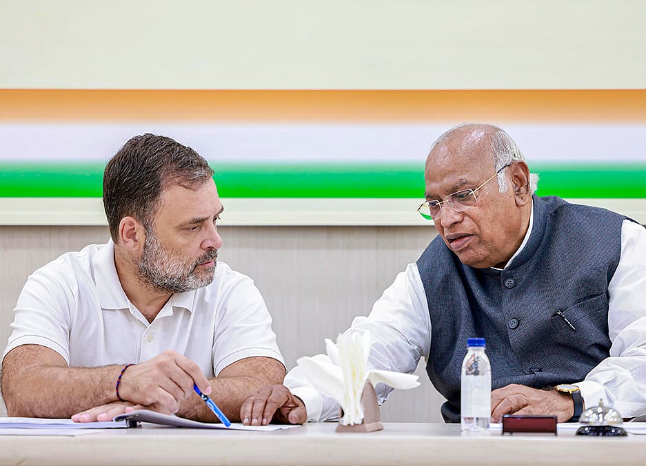 | Photo: AICC via PTI  : Congress President and LoP in the Rajya Sabha Mallikarjun Kharge interacts with LoP in the Lok Sabha Rahul Gandhi during a Congress Central Election Committee (CEC) meeting for Kerala, in New Delhi. 