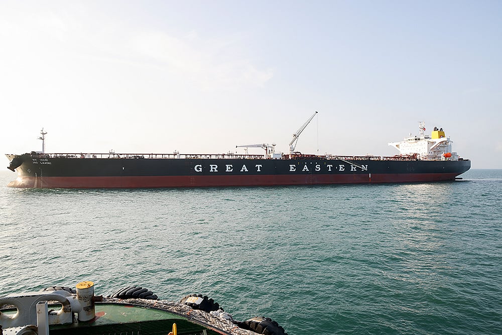 Indian Vessel Jag Laadki arrives in Gujarat