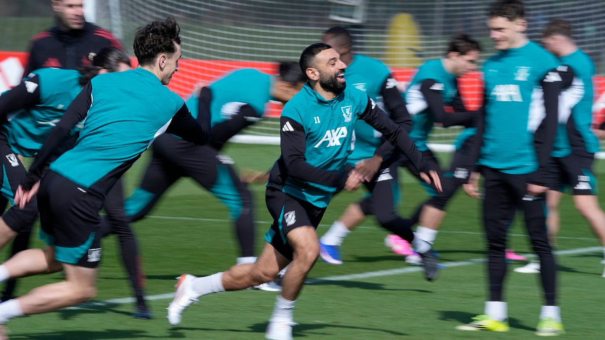 Liverpool's Mohamed Salah, center, during a training session in Liverpool, England, Tuesday, March 17, 2026, ahead of the Champions League soccer match against Galatasaray Istanbul.  - | Photo: AP/Peter Byrne