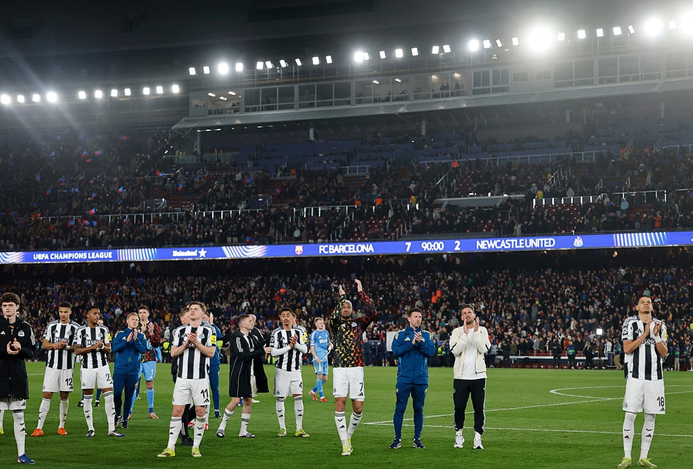 FC Barcelona VS Newcastle United FC Champions League Soccer-