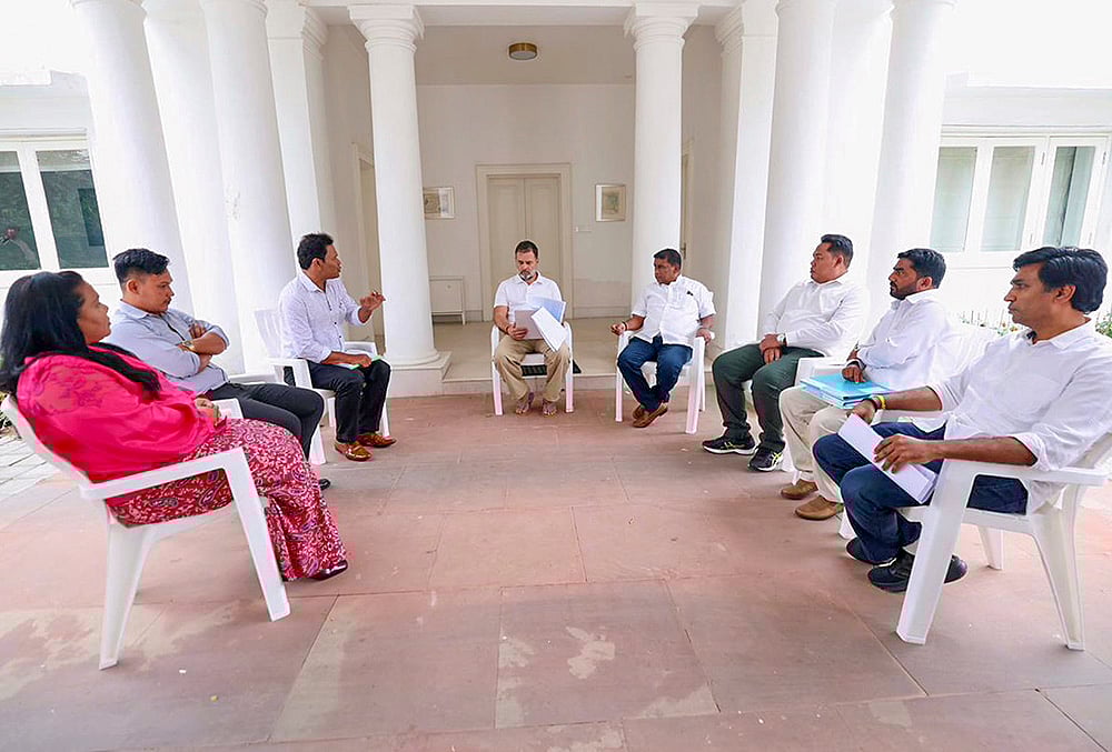 Rahul Gandhi meets tribal chiefs and Adivasi Congress members