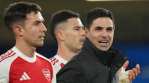 | Photo: AP/Alastair Grant : Arsenal's manager Mikel Arteta reacts after the English League Cup semifinal first leg soccer match between Chelsea and Arsenal in London.