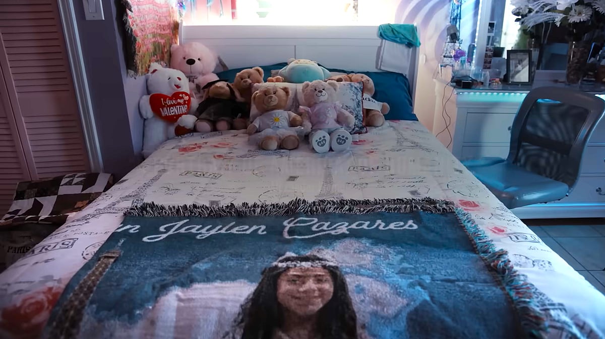 All The Empty Rooms Still