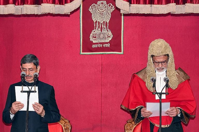 Swearing-in ceremony of newly appointed West Bengal Governor Ravindra Narayan Ravi (or R.N. Ravi) at Lok Bhavan in Kolkata. - | Source: IMAGO/ANI News