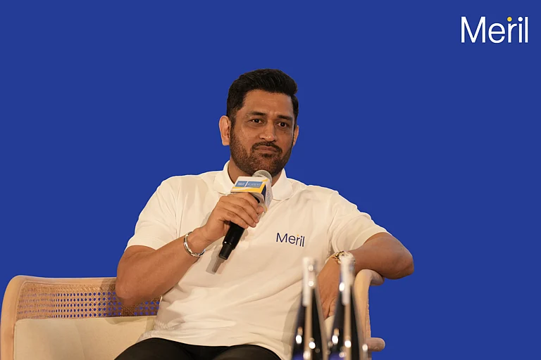MS Dhoni speaking at the Meril Vapi Campus - null