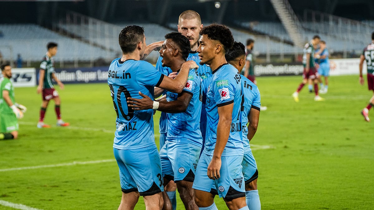 Mumbai City FC players celebrate after scoring a goal against Mohun Bagan during ISL 2025-26.  - AIFF