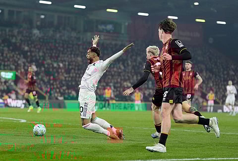 Manchester United's Matheus Cunha is fouled in the box by Bournemouth's Alex Jimenez during an Premier League soccer match against AFC Bournemouth, in Bournemouth, England. 