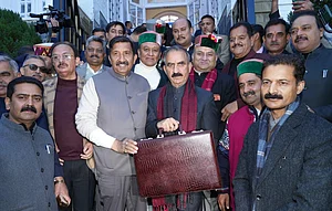 In A Historic First, CM Sukhu Reduces Budget