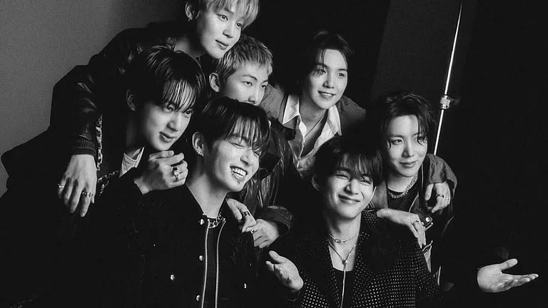 BTS' ARIRANG breaks records on Apple Music - BigHit Music