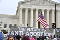 IMAGO / UPI Photo : How Do Birth Rates Impact Individual Choices?