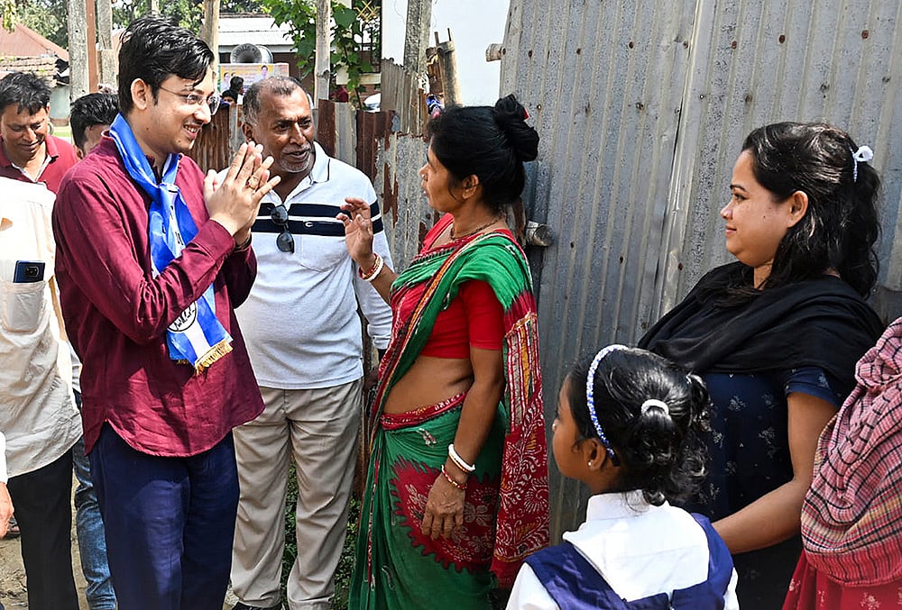 WB polls: Prosenjit Das campaigns