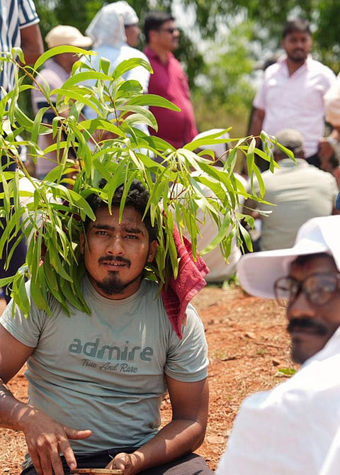 Mango and cashew farmers from the Konkan region stage a protest under the leadership of Raju Shetti of Swabhimani Shetkari Sanghatana, blocking the Mumbai–Goa National Highway from 11 AM on March 23, demanding urgent government action after crop losses caused by erratic weather.
