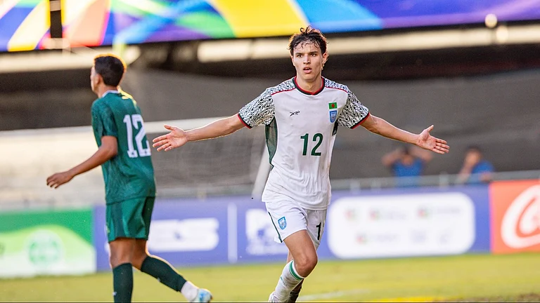 Ronan Sullivan celebrates after scoring for Bangladesh against Pakistan in SAFF U20 Championship 2026. - X/Bangladesh Football Federation