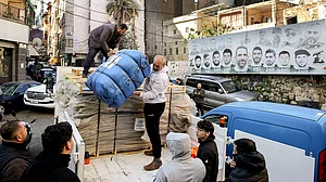 Imago : People preparing for evacuation