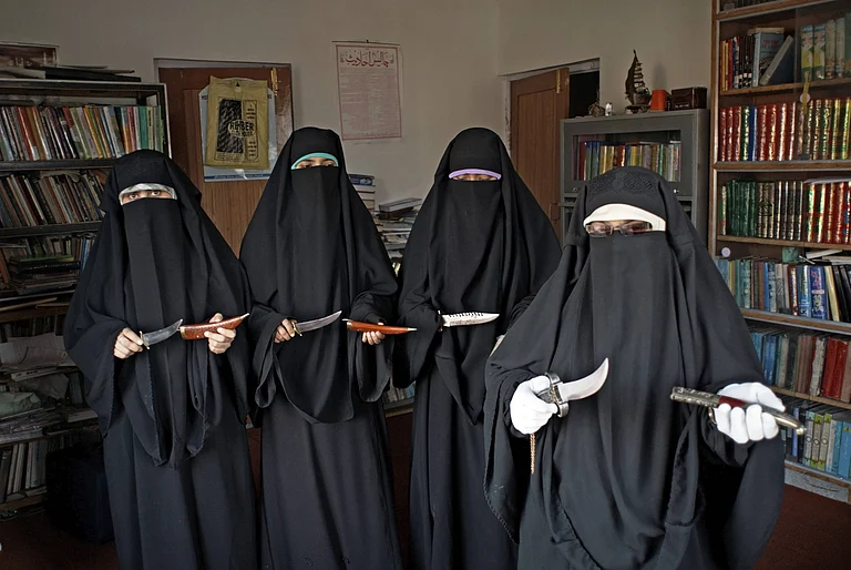 Asiya Andrabi sentenced to life imprisonment - :
IMAGO / imagebroker
