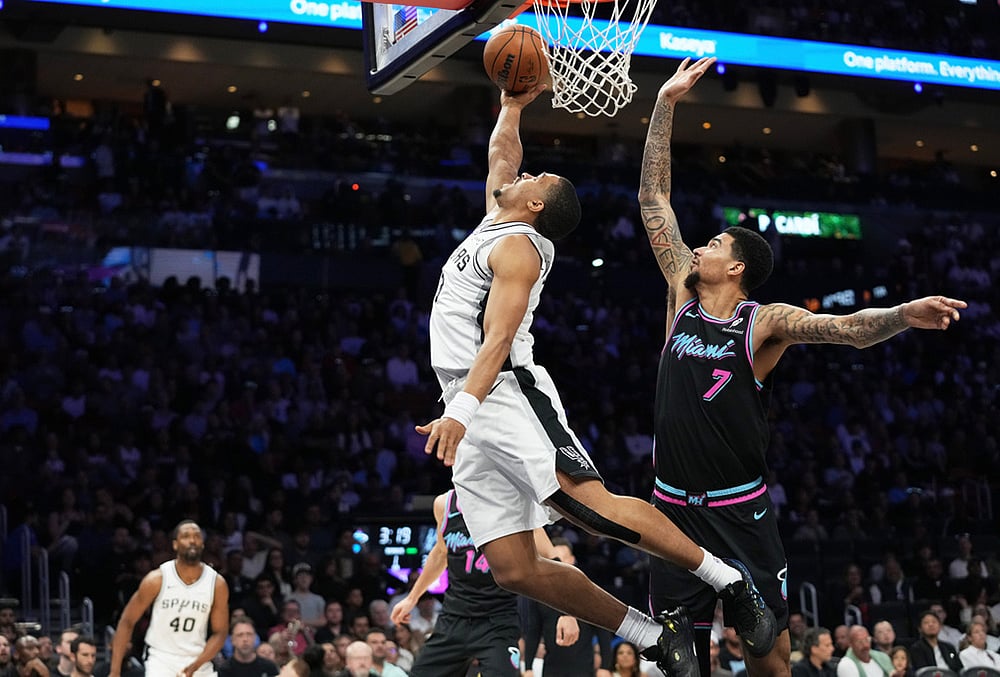 Miami Heat Vs San Antonio Spurs NBA basketball-Keldon Johnson