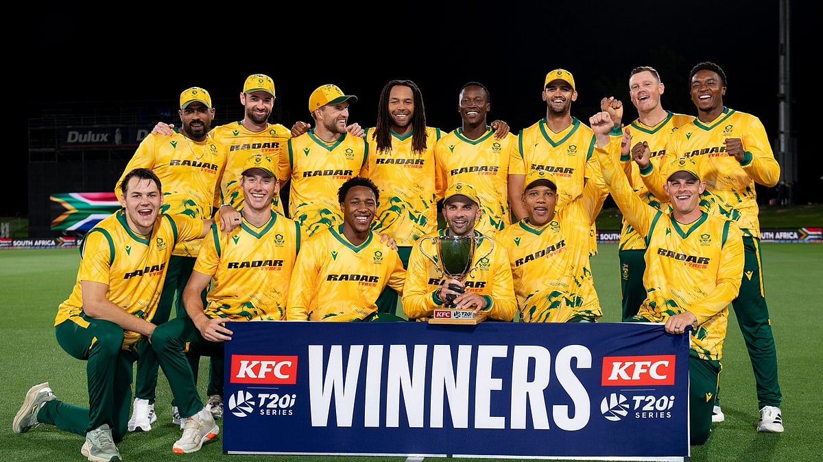 X/Proteas Men : South Africa beat New Zealand by 33 runs in 5th T20I to seal the series by 3-2.