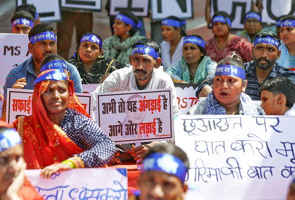 Safai Karmachari Andolan workers protest at Jantar Mantar