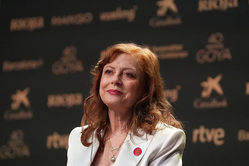 Susan Sarandon Wearing A Gaza Solidarity Pin