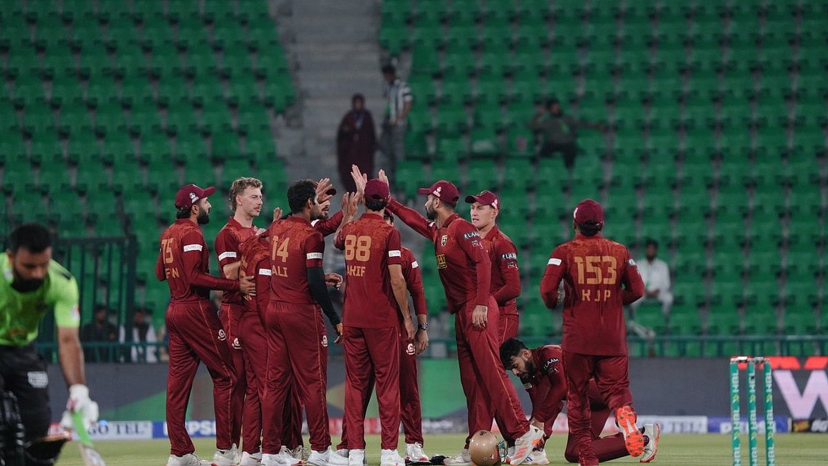 Lahore Vs Hyderabad Live Score