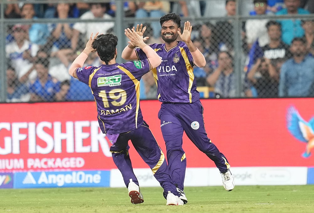 Mumbai Indians vs Kolkata Knight Riders Match 2 photo gallery-