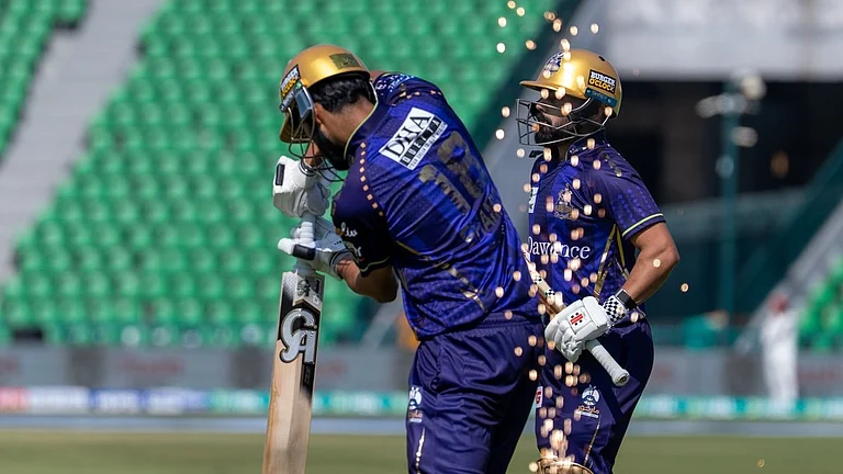 Quetta Gladiators openers in action against Hyderabad Kingsmen in PSL 2026 match at Lahore. - thepslt20/x