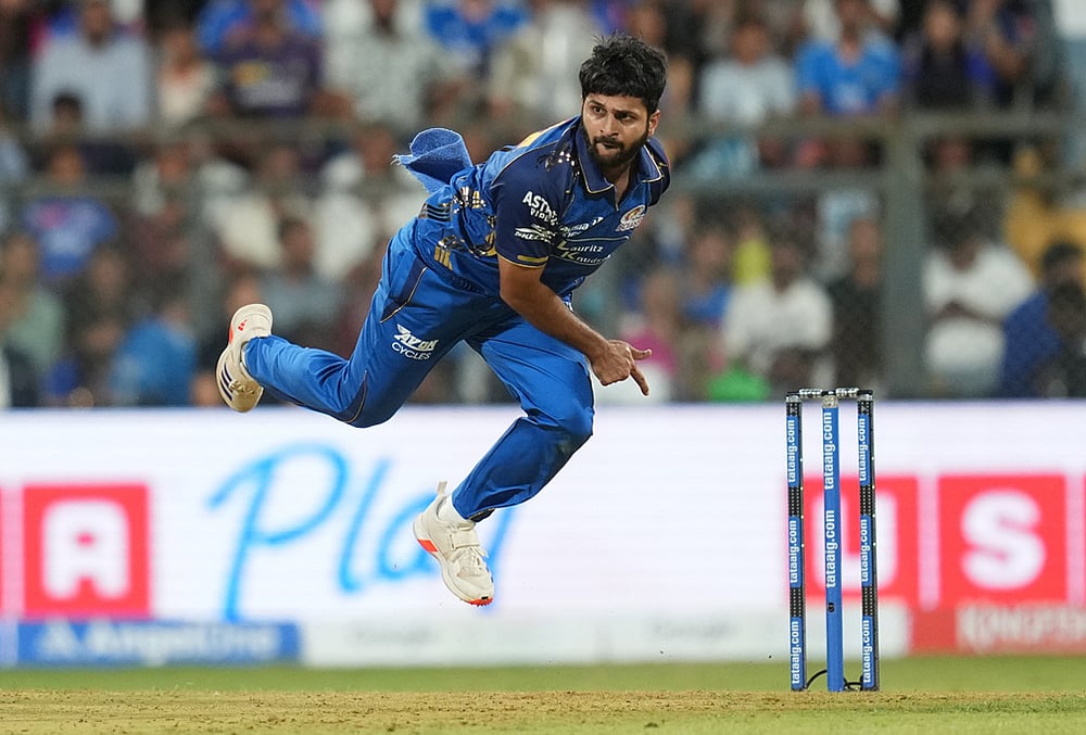 Mumbai Indians vs Kolkata Knight Riders Match 2 photo gallery-Shardul Thakur