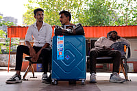 SURESH K PANDEY : Fear Of Exclusion Drives Migrant Labourers  Home To Vote, Kerala Feels The Strain