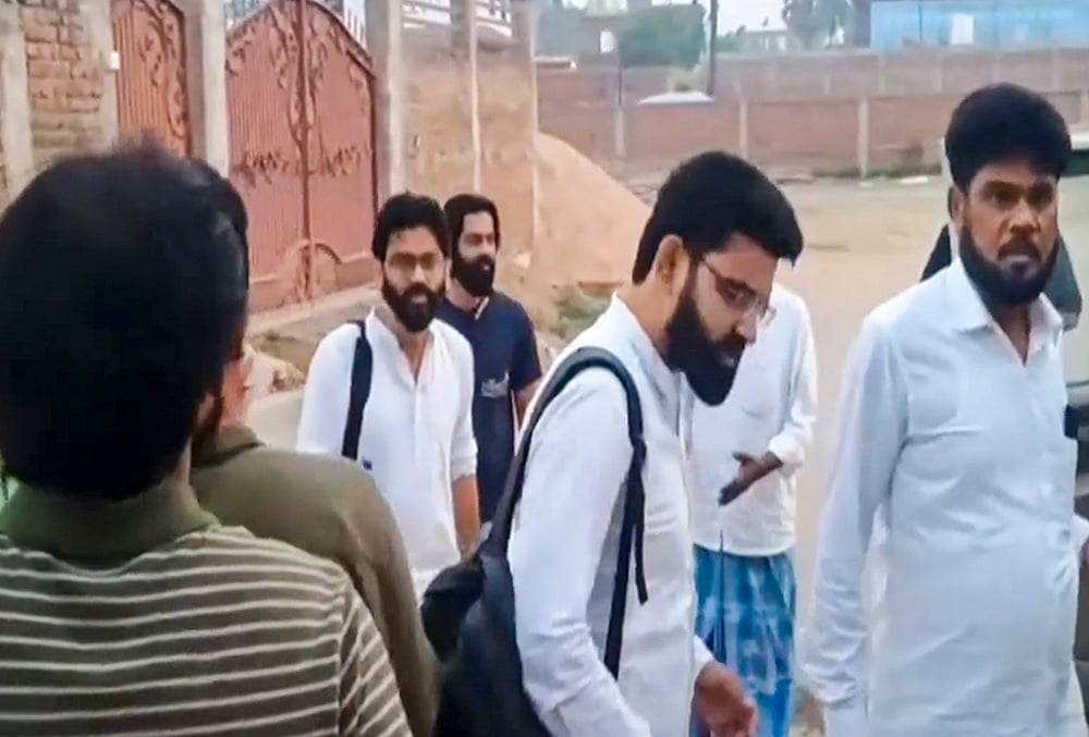 Sharjeel Imam leaves for Tihar Jail to surrender