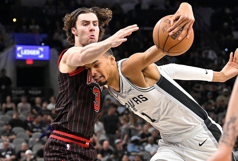 San Antonio Spurs Vs Chicago Bulls nba basketball-Victor Wembanyama
