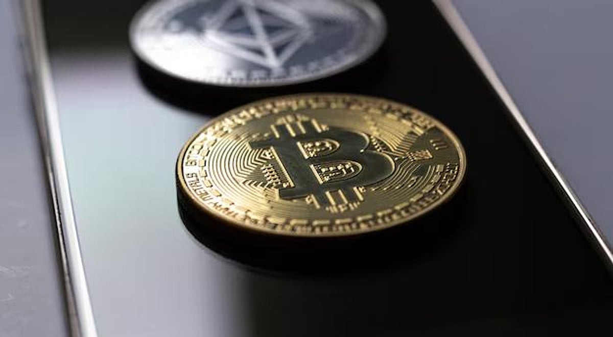 Hardware Wallets Explained: The Backbone of Crypto Security