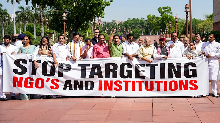 Opposition MPs Hibi Eden, Prashant Padole, Dean Kuriakose, Supriya Sule, and others, stage a protest during the second part of the Budget session of Parliament, in New Delhi, Wednesday, April 1, 2026. - Source: PTI