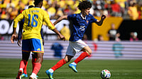 | Photo: AP/Nick Wass : France midfielder Maghnes Akliouche (25) runs with the ball during the international friendly soccer match between Colombia and France in Landover, Md., Sunday, March 29, 2026.