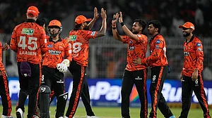 AP Photo/Bikas Das : Sunrisers Hyderabad's Harsh Dubey, third from right, celebrates with teammates the wicket of Kolkata Knight Riders' Finn Allen during the Indian Premier League cricket match between Kolkata Knight Riders and Sunrisers Hyderabad in Kolkata, India, Thursday, April. 2, 2026.