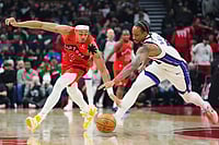 Toronto Raptors 115-123 Sacramento Kings, NBA 2026: DeRozan’s Second-Half Surge Seals Crucial Win | Photo: Frank Gunn/The Canadian Press via AP : Toronto Raptors' Scottie Barnes (4) and Sacramento Kings' DeMar DeRozan (10) battle for the ball during the first half of an NBA basketball game in Toronto.