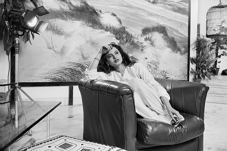 Ethereal: Rekha on the set of Souten ki Beti, Juhu, Bombay, 1988. - | Photo Courtesy: Ketaki Sheth & PHOTOINK