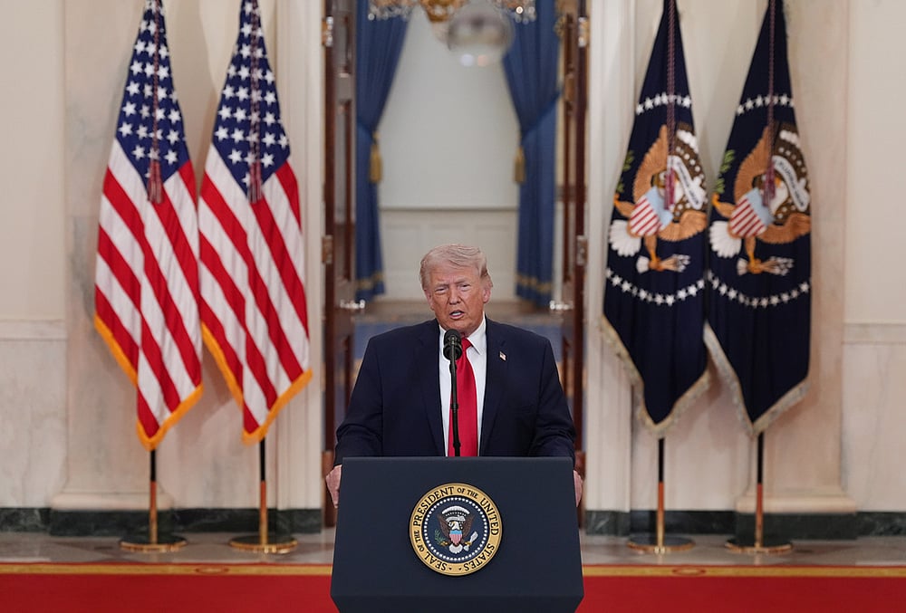 US President Donald Trump speaks about the Iran war from the Cross Hall of the White House  in Washington.  - | Photo: AP/Alex Brandon, Pool