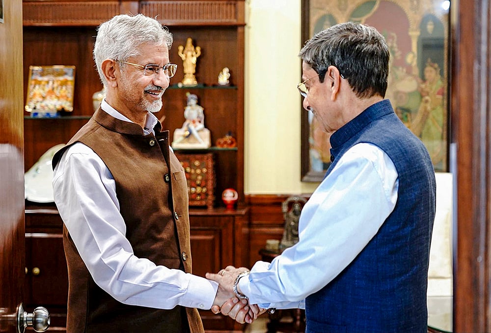S Jaishankar with RN Ravi
