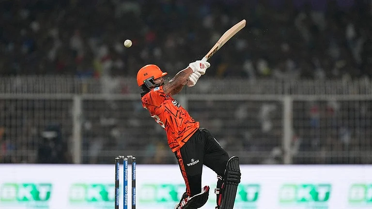 Sunrisers Hyderabad's Nitish Kumar Reddy plays a shot during the Indian Premier League cricket match between Kolkata Knight Riders and Sunrisers Hyderabad in Kolkata, India. - | Photo: AP/Bikas Das