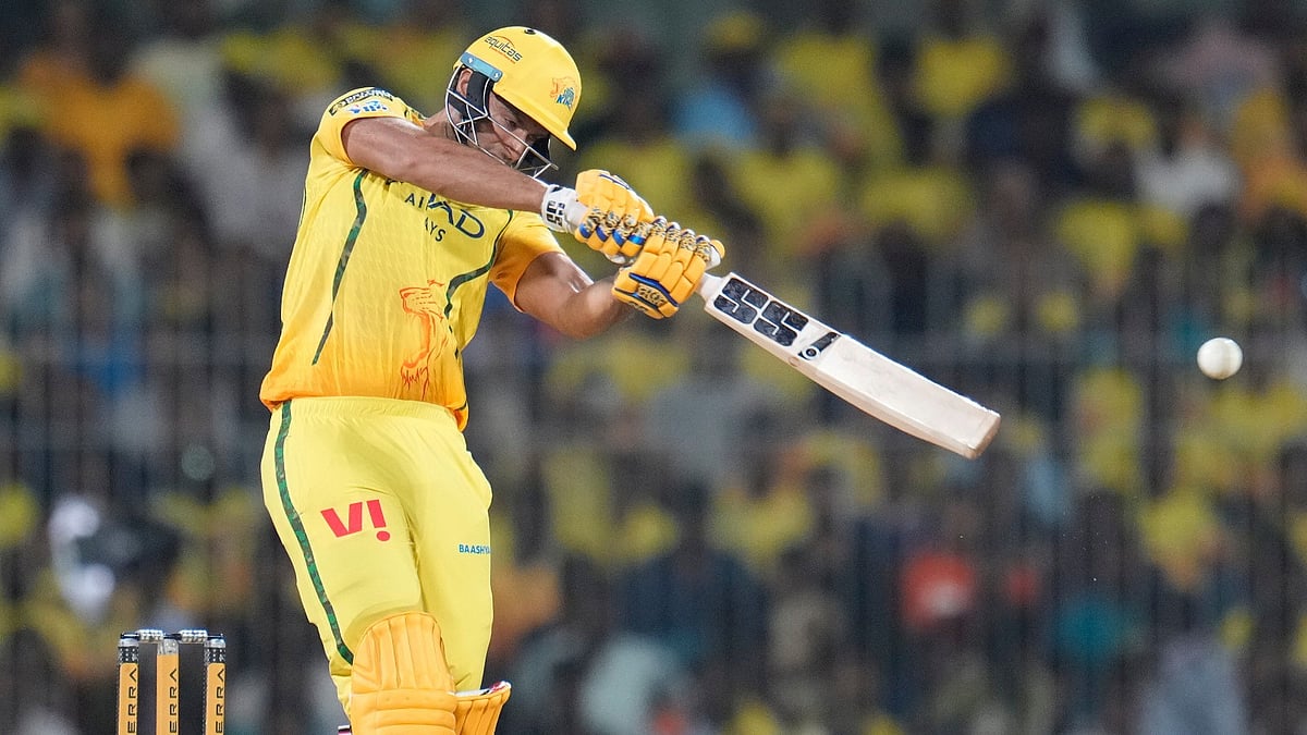 Chennai Super Kings' Shivam Dube applying finishing touches during the Indian Premier League cricket match between Chennai Super Kings and Punjab Kings in Chennai, India, Friday, April 3, 2026. - null