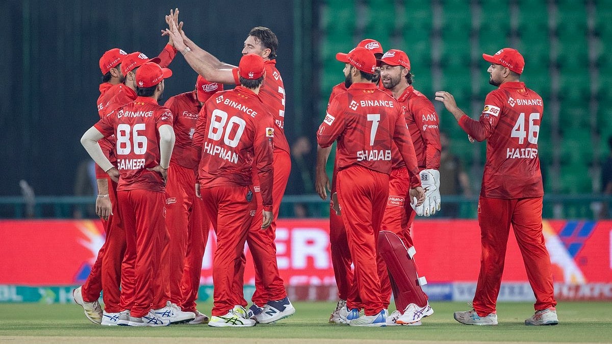 Islamabad United cricketers celebrate a wicket during PSL 2026 match against Rawalpindiz.  - thepslt20/X