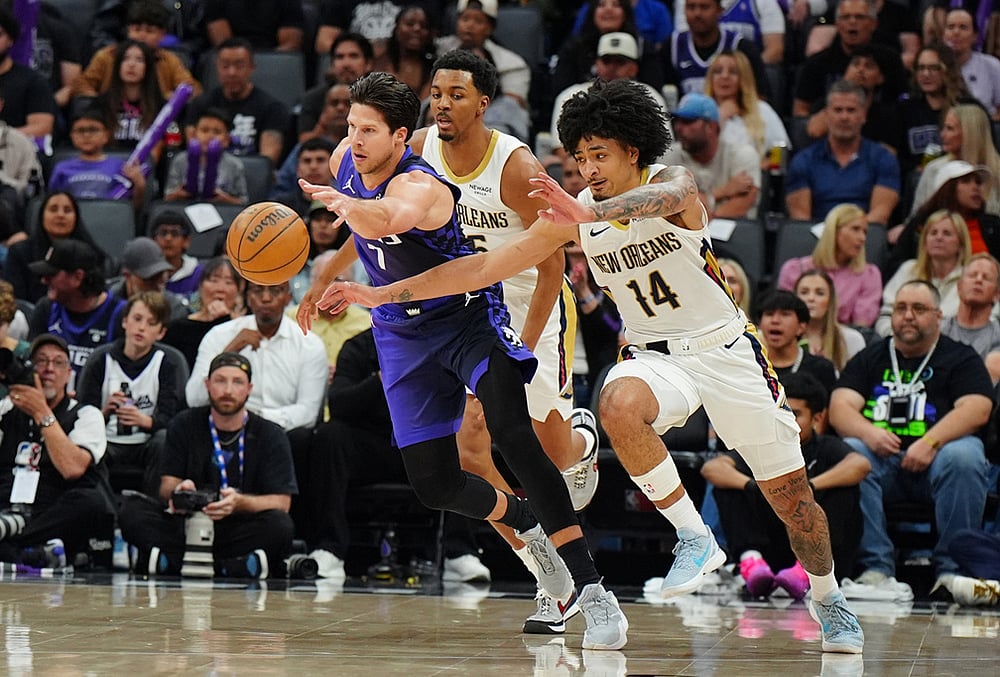 Sacramento Kings Vs New Orleans Pelicans NBA basketball-Doug McDermott