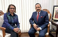 Dr. Niti Pall and Minister Jitendra Singh discuss insulin supply and diabetes care in India
